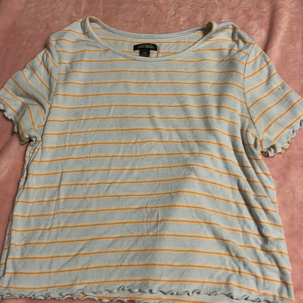 Wild fable blue orange and white tee shirt!